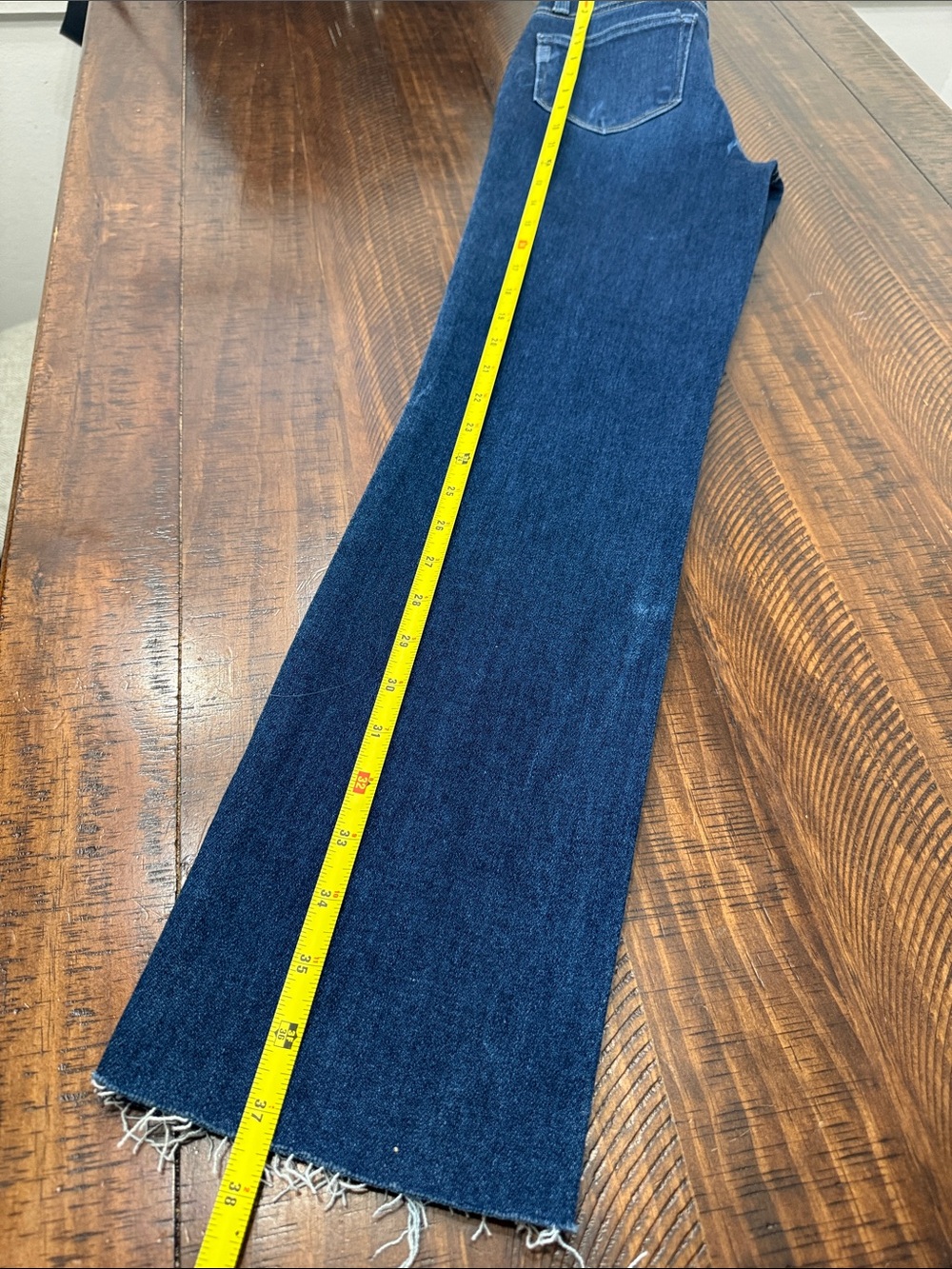 PAIGE Cindy Raw Hem Jeans - Picture 16 of 16